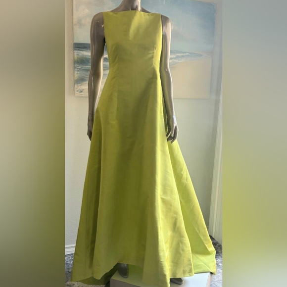 ♧$6,000 OSCAR DE LA RENTA GREEN SILK ELEGANT RUNWAY GOWN US S - Picture 8 of 15